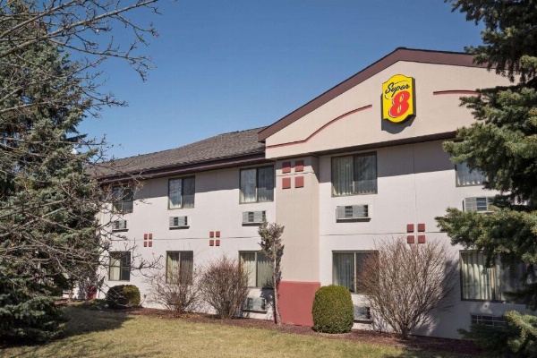 Super 8 by Wyndham Ithaca image 8